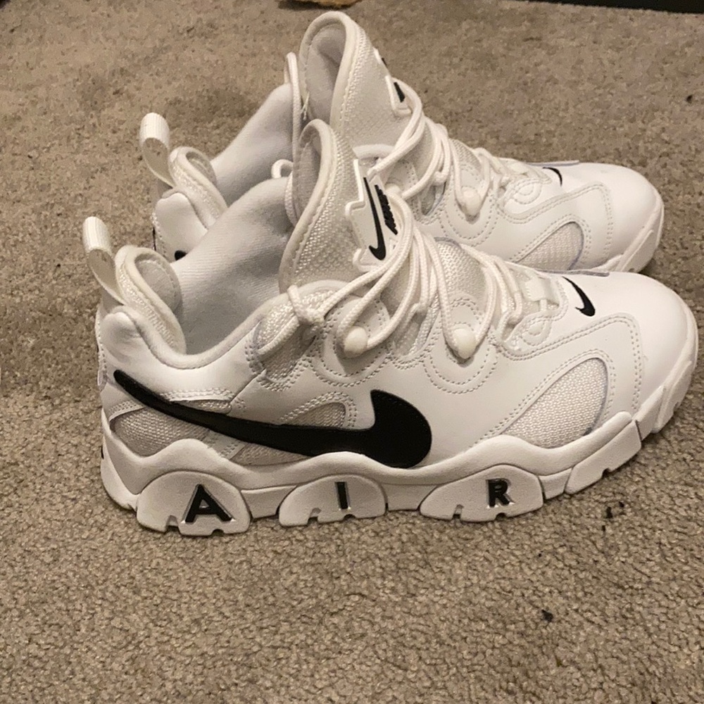 Nike Air Barrage Low